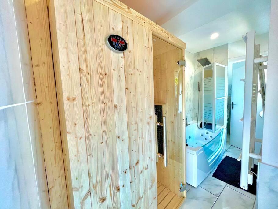 Splendide Cocon Sauna & Balneo 랭스 외부 사진